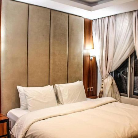 Joshesther Olive Hotel Ikeja Zewnętrze zdjęcie