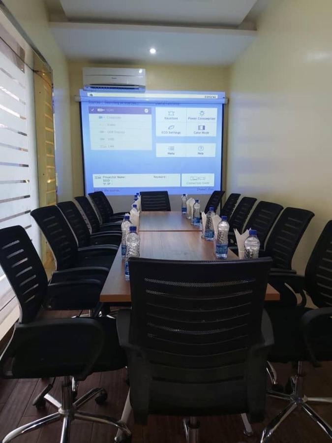 Joshesther Olive Hotel Ikeja Zewnętrze zdjęcie