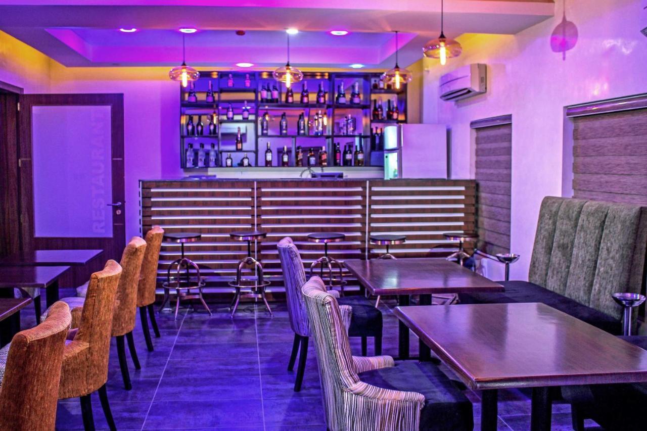 Joshesther Olive Hotel Ikeja Zewnętrze zdjęcie
